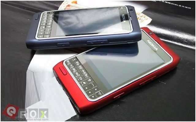 N8 Nocia mit Tastatur Dual Sim Handy HDMI 3D Menü